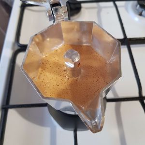 Bialetti Brikka 2020 kotyogós kávéfőző 2 személyes crema